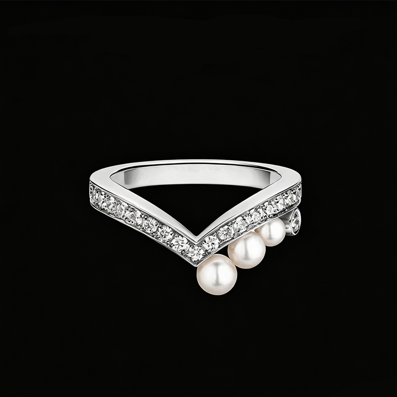 The Empress Tiara Ring | 18K Solid White Gold Bespoke Pearl & Lab Diamond Chevron Band