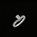 The Joséphine Tiara Ring | 18K Solid White Gold Solitaire Pear-Cut Lab Diamond Chevron Band